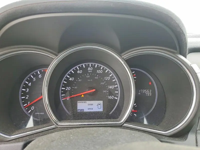 2011 NISSAN MURANO S  