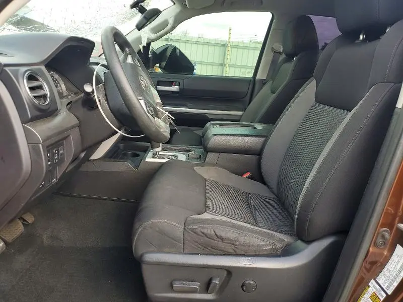 2016 TOYOTA TUNDRA SR5  