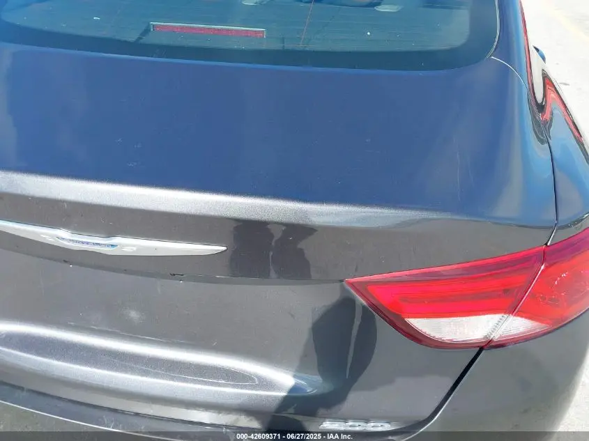 2016 CHRYSLER 200 LIMITED