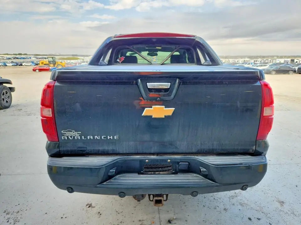2013 CHEVROLET AVALANCHE LTZ  