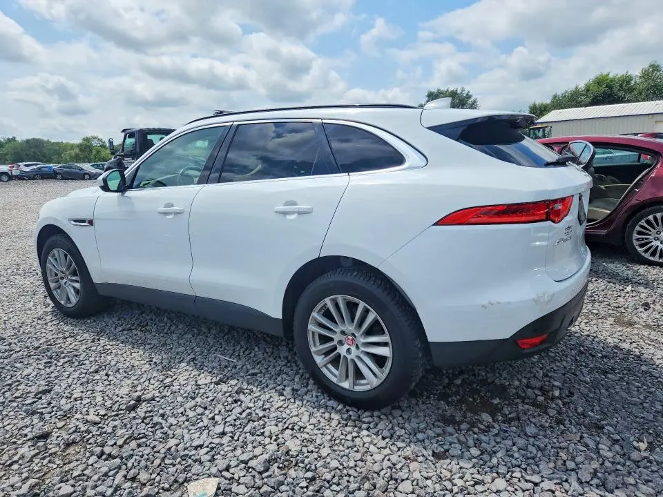2019 JAGUAR F-PACE PRESTIGE  