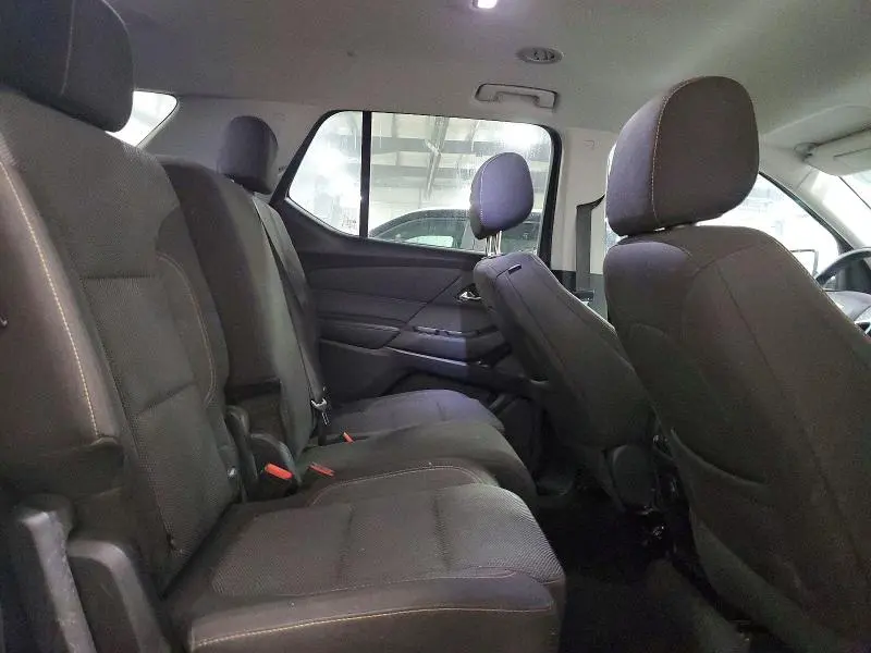 2021 CHEVROLET TRAVERSE LT  