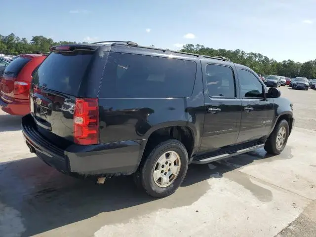 2011 CHEVROLET SUBURBAN C1500 LS  