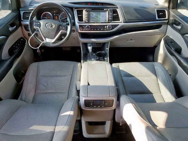2018 TOYOTA HIGHLANDER LIMITED  