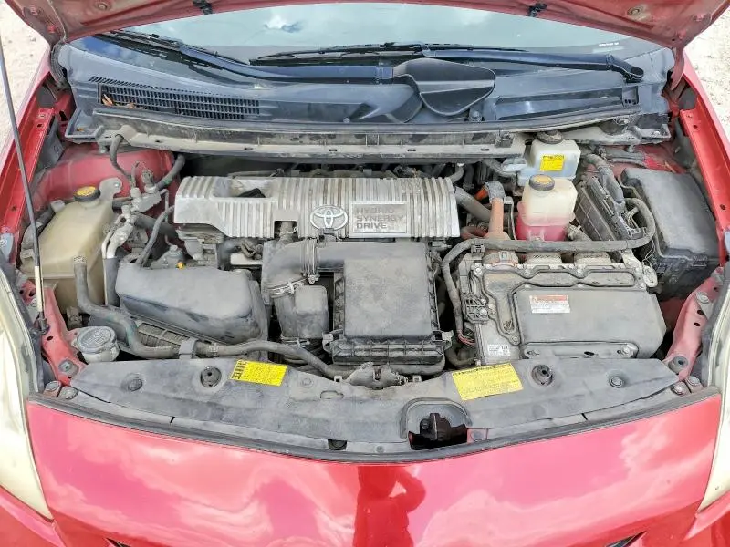 2013 TOYOTA PRIUS TWO  