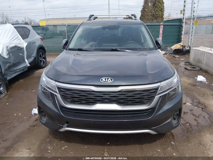 2021 KIA SELTOS S