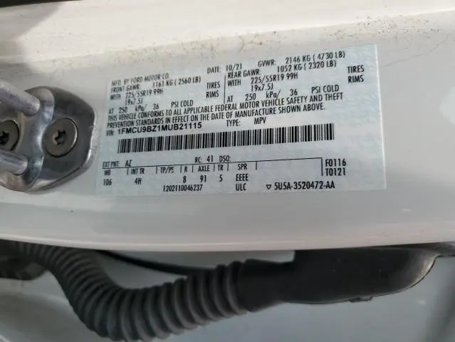 2021 FORD ESCAPE SE  