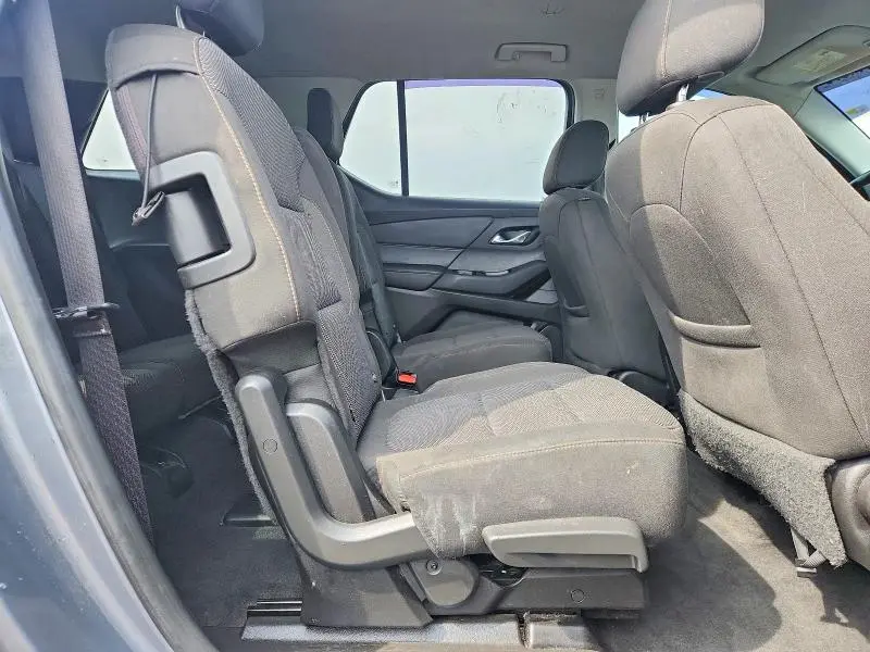 2018 CHEVROLET TRAVERSE LT  