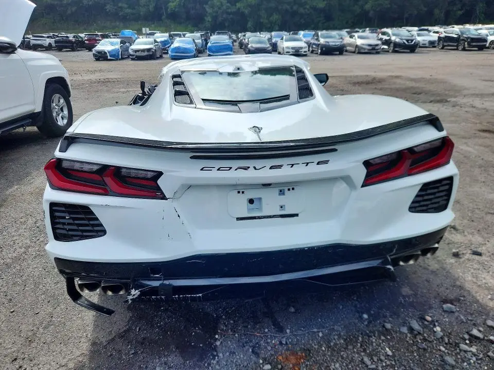 2024 CHEVROLET CORVETTE STINGRAY 2LT  