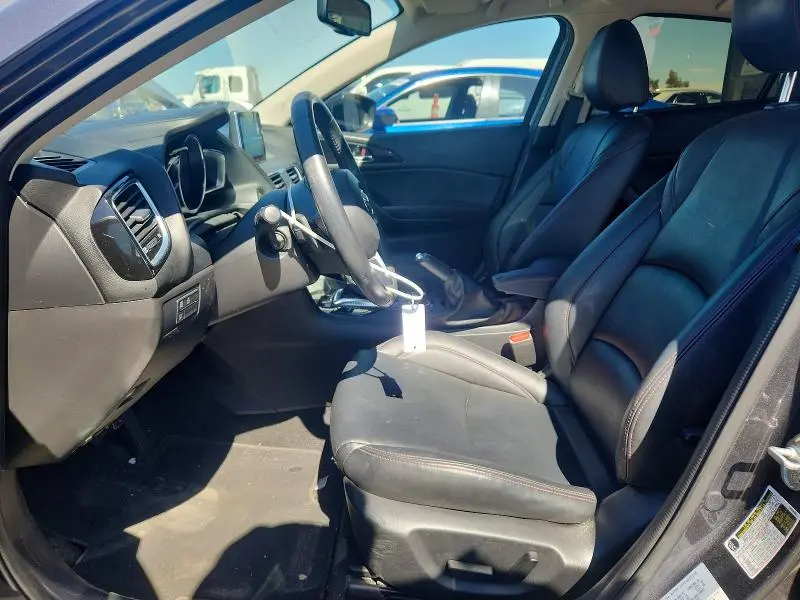 2016 MAZDA 3 TOURING  