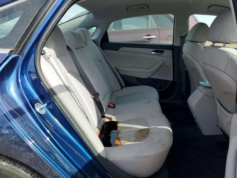 2019 HYUNDAI SONATA SE  