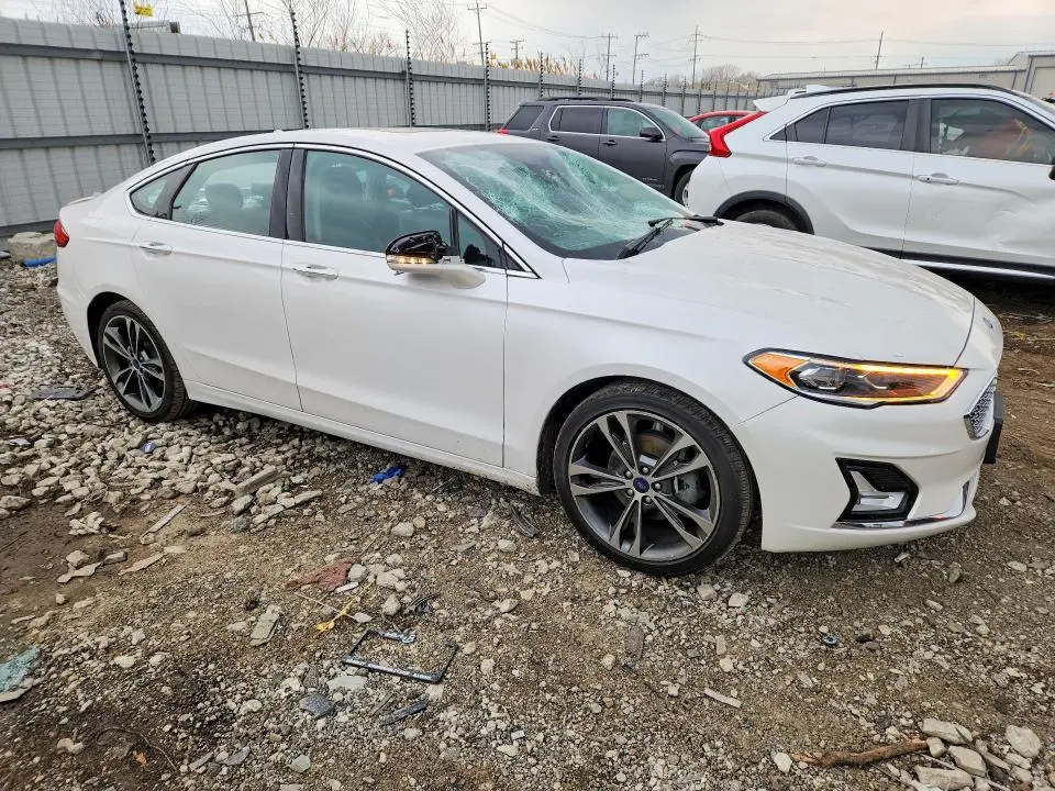 2020 FORD FUSION TITANIUM  