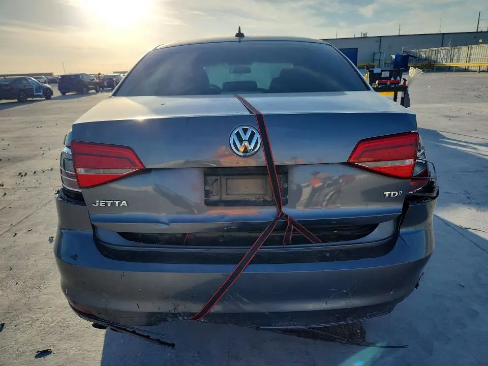 2015 VOLKSWAGEN JETTA TDI  