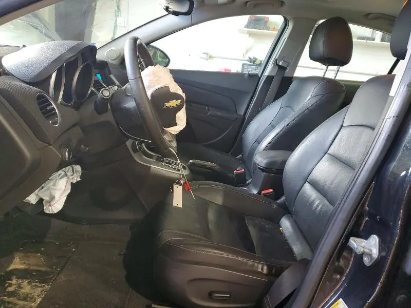 2012 CHEVROLET CRUZE LT  