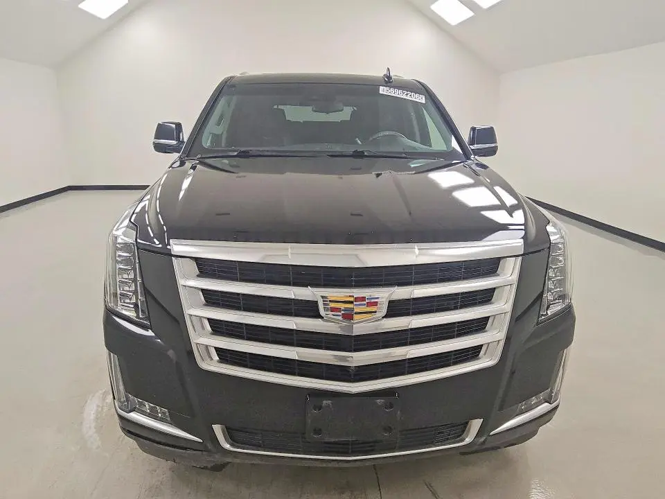 2018 CADILLAC ESCALADE LUXURY  