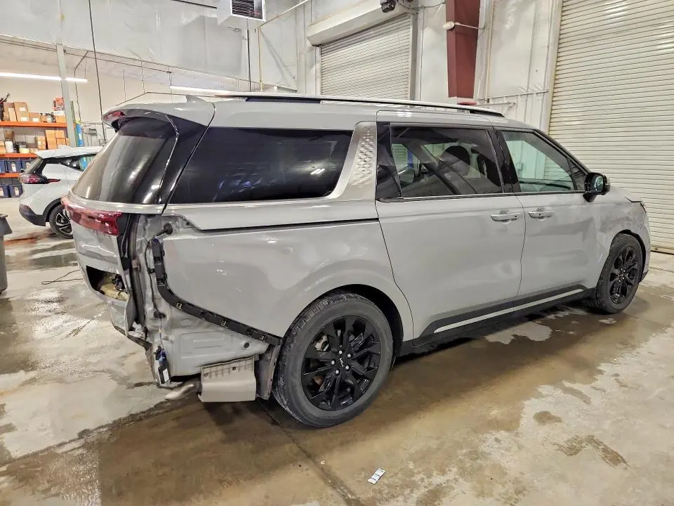 2024 KIA CARNIVAL SX PRESTIGE  