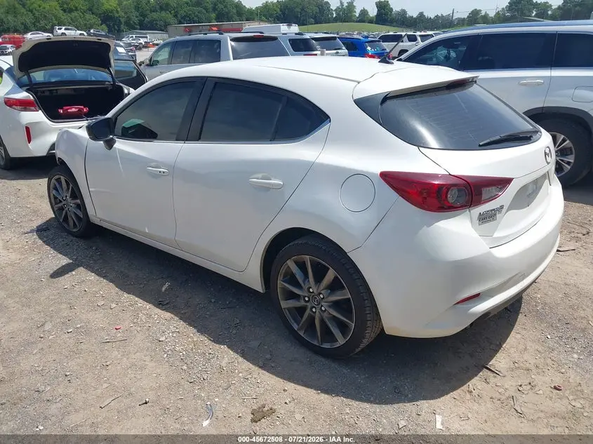 2018 MAZDA MAZDA3 TOURING