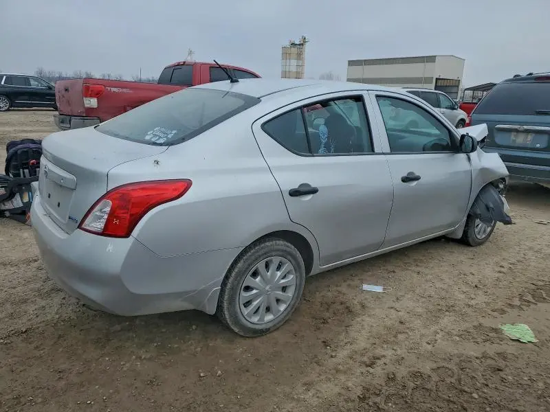 2013 NISSAN VERSA S  