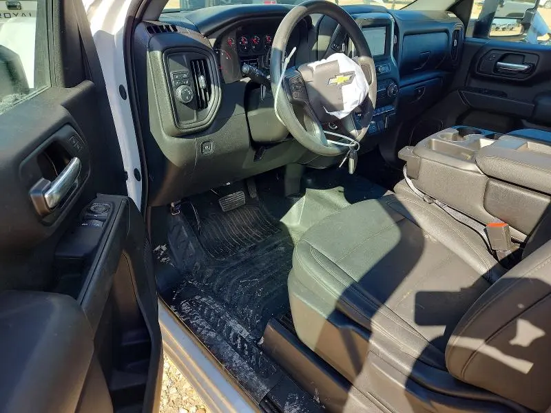2024 CHEVROLET SILVERADO C2500 HEAVY DUTY  