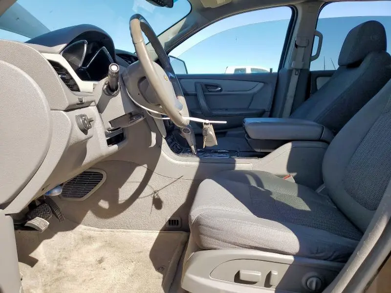 2016 CHEVROLET TRAVERSE LT  