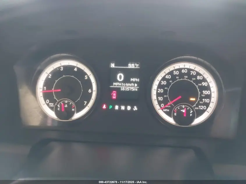 2019 RAM 1500 CLASSIC TRADESMAN  4X4 6'4 BOX