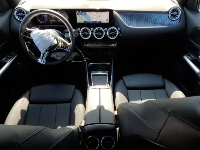 2025 MERCEDES-BENZ GLA 250  
