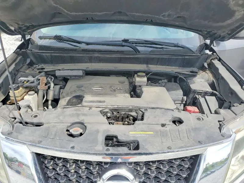 2016 NISSAN PATHFINDER SV  