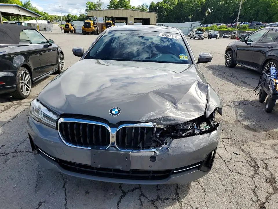 2021 BMW 530 XI  