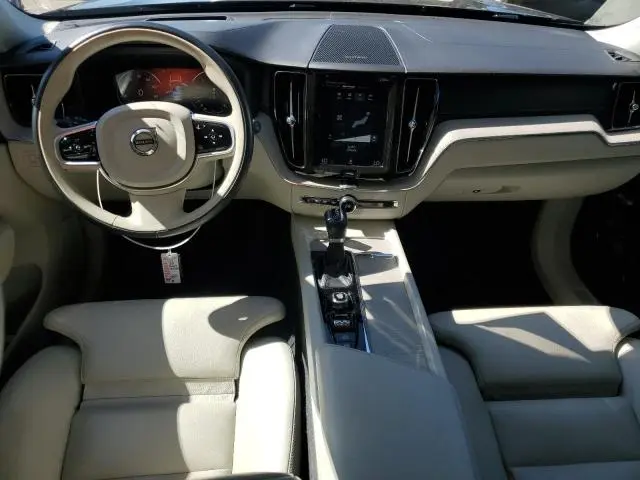 2020 VOLVO XC60 T5 INSCRIPTION  