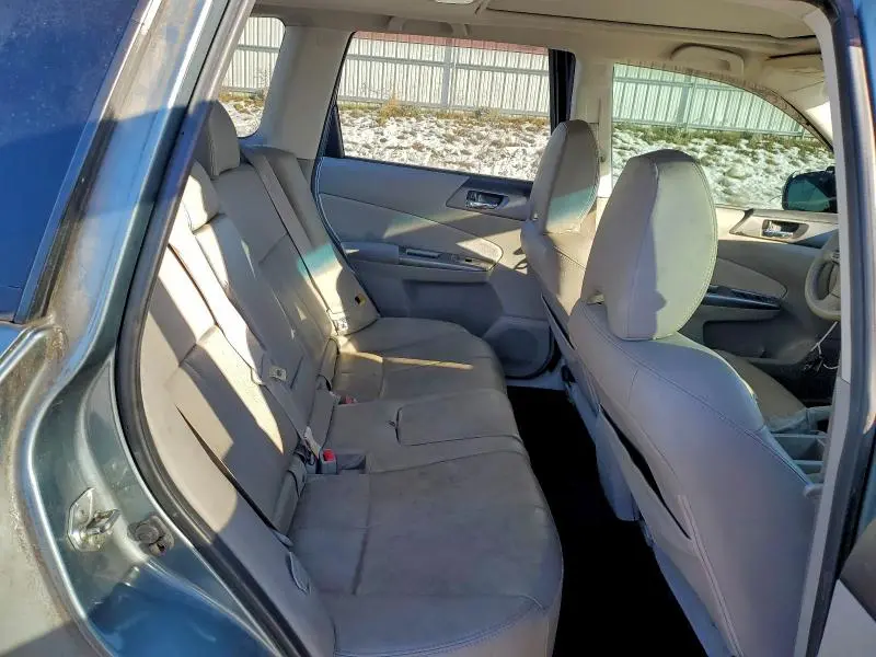 2011 SUBARU FORESTER TOURING  