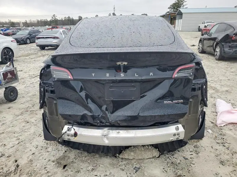 2024 TESLA MODEL Y   