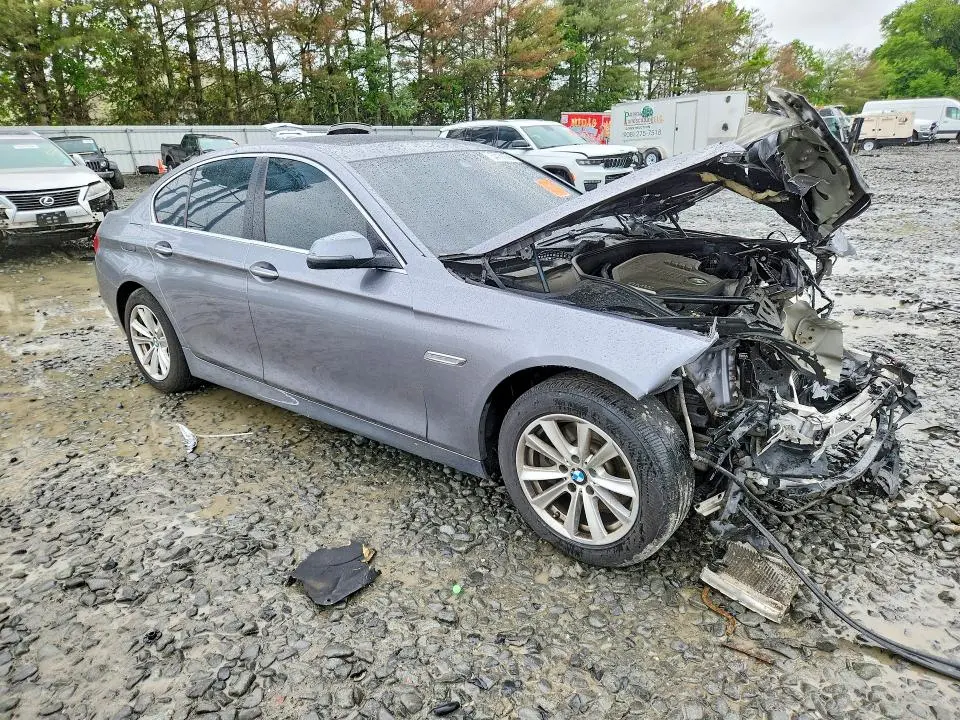 2016 BMW 528 XI  