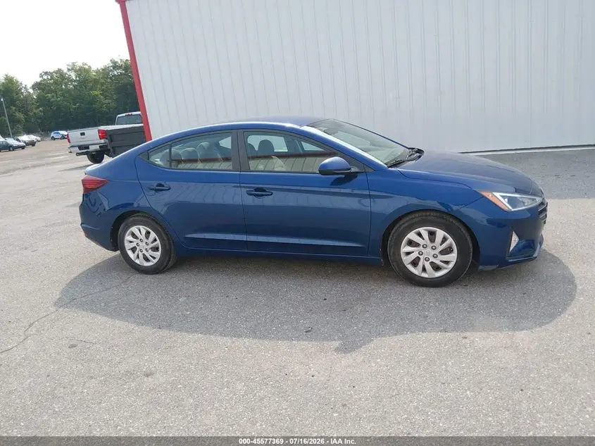2019 HYUNDAI ELANTRA SE