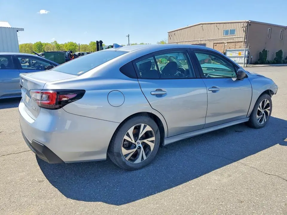 2024 SUBARU LEGACY   