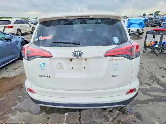 2018 TOYOTA RAV4 XLE  