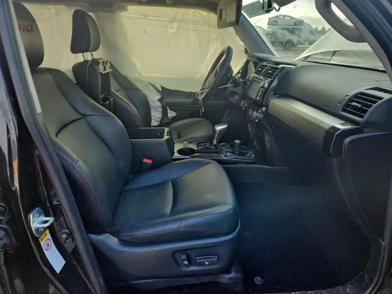 2018 TOYOTA 4RUNNER SR5/SR5 PREMIUM  