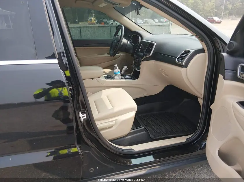 2019 JEEP GRAND CHEROKEE LAREDO E 4X4