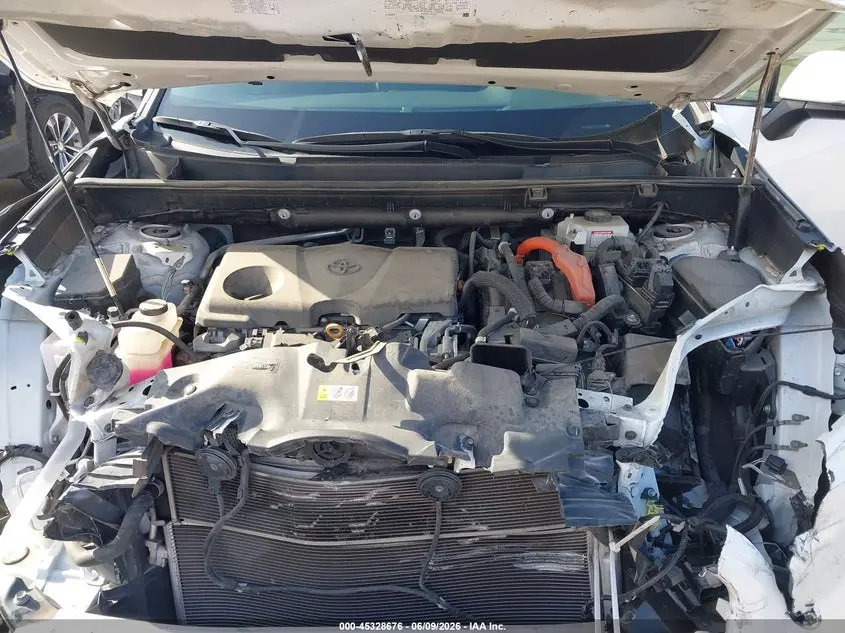 2021 TOYOTA RAV4 HYBRID XLE