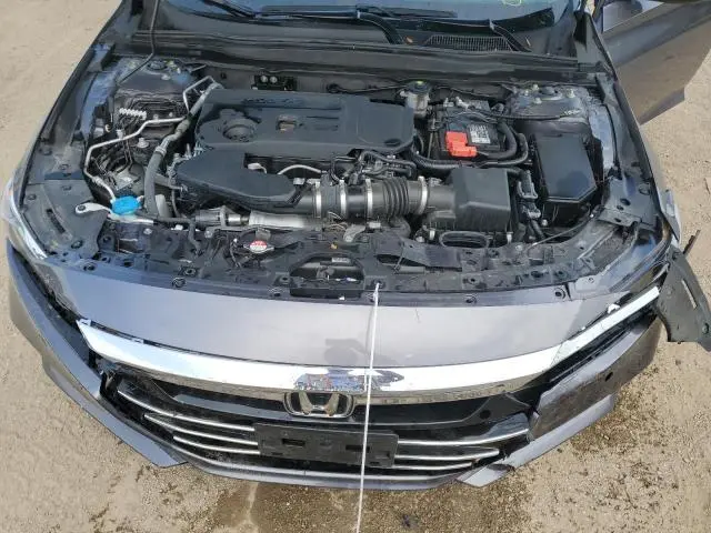 2022 HONDA ACCORD TOURING  