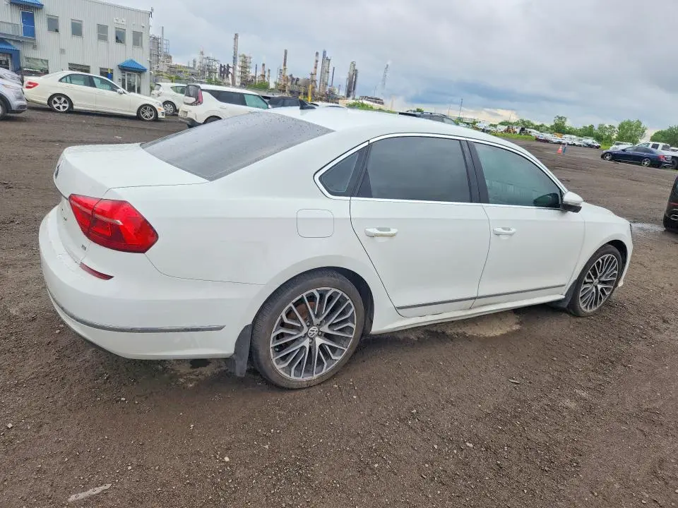 2016 VOLKSWAGEN PASSAT SEL  