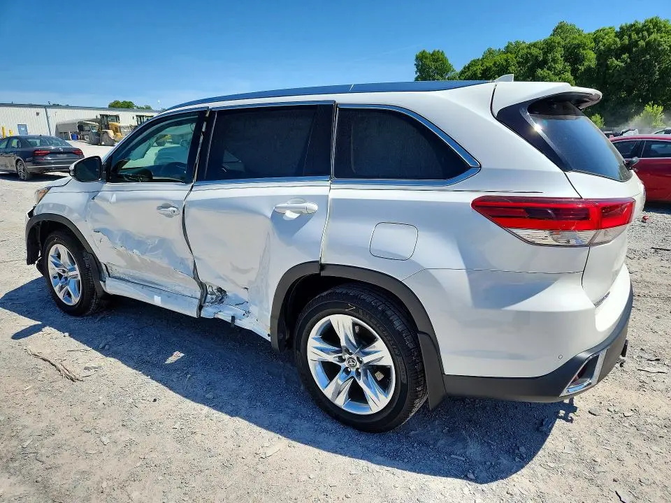 2018 TOYOTA HIGHLANDER LIMITED  