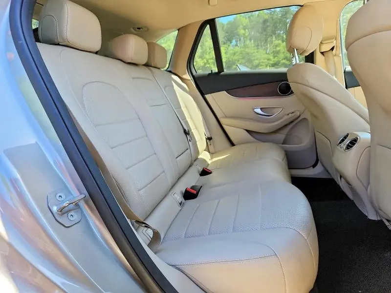 2020 MERCEDES-BENZ GLC 300  