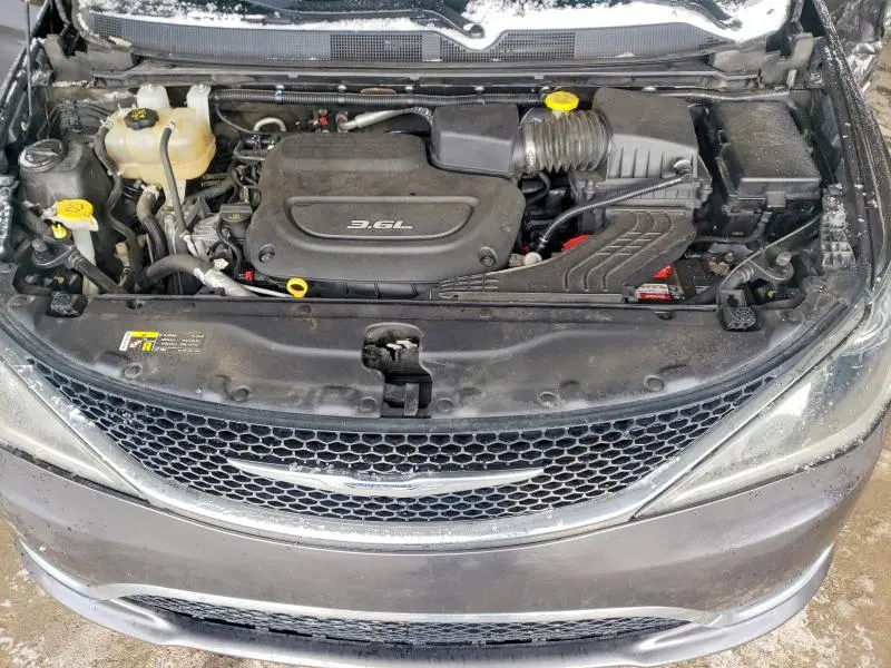 2017 CHRYSLER PACIFICA TOURING L  