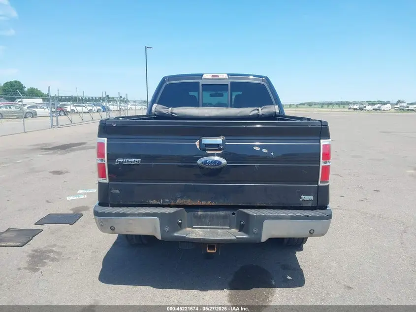 2010 FORD F-150 LARIAT