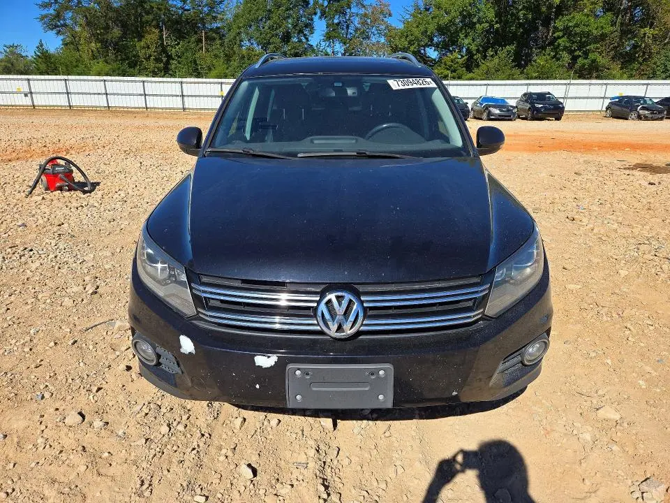 2016 VOLKSWAGEN TIGUAN S  
