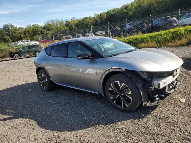 2023 KIA EV6 LIGHT  
