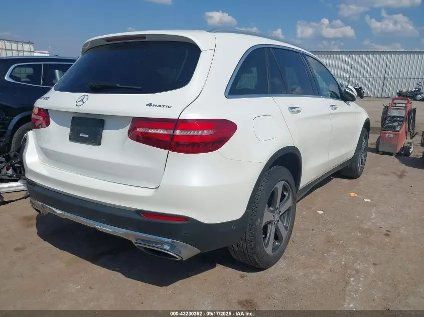 2017 MERCEDES-BENZ GLC 300 4MATIC