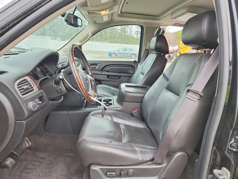 2013 GMC YUKON XL DENALI  