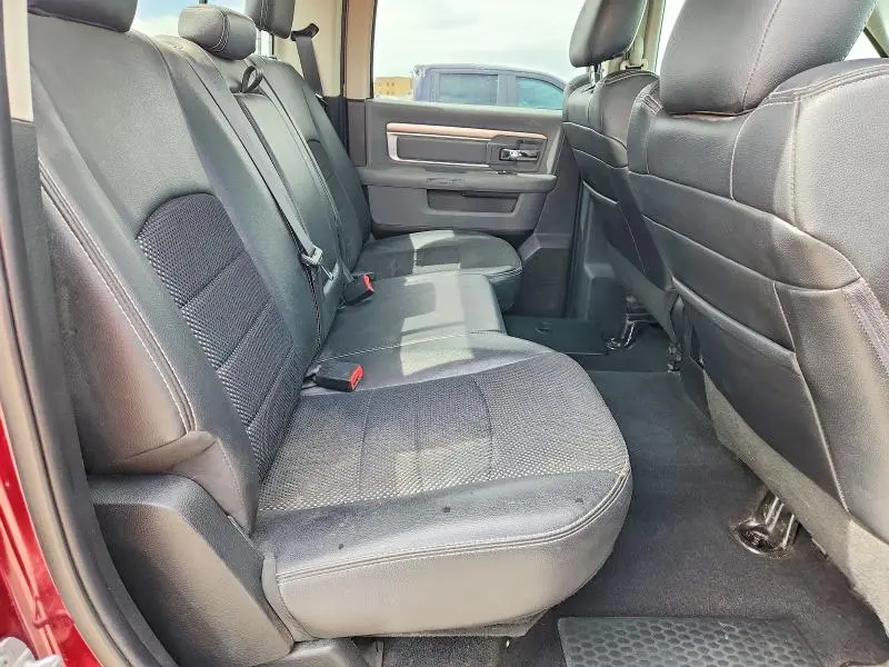 2018 RAM 1500 SLT  