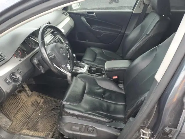 2010 VOLKSWAGEN PASSAT KOMFORT  